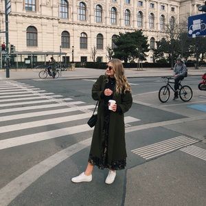 Meet your Posher, Taylor